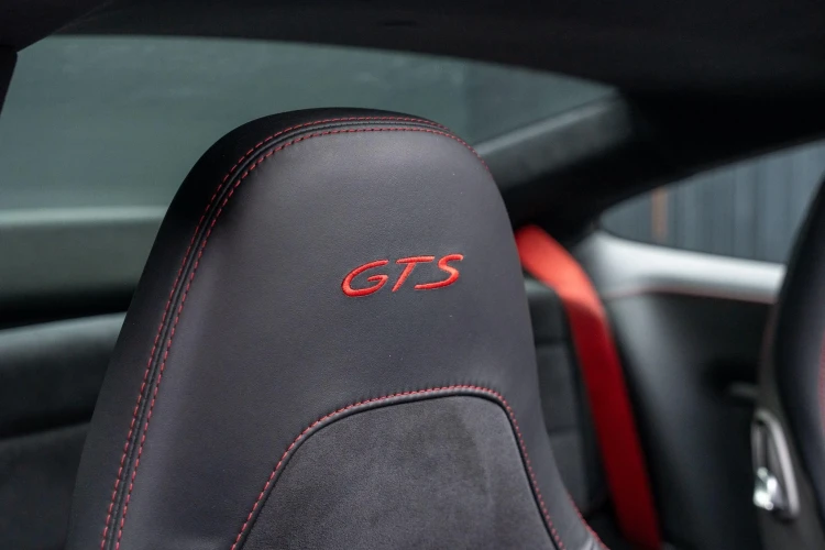 Vehicle Image 41