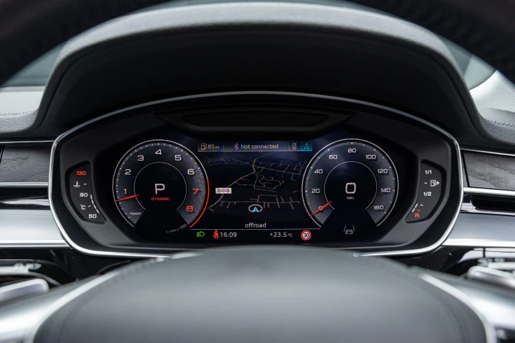 Vehicle Image 30
