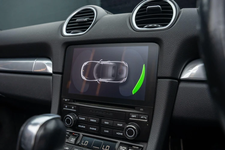 Vehicle Image 6