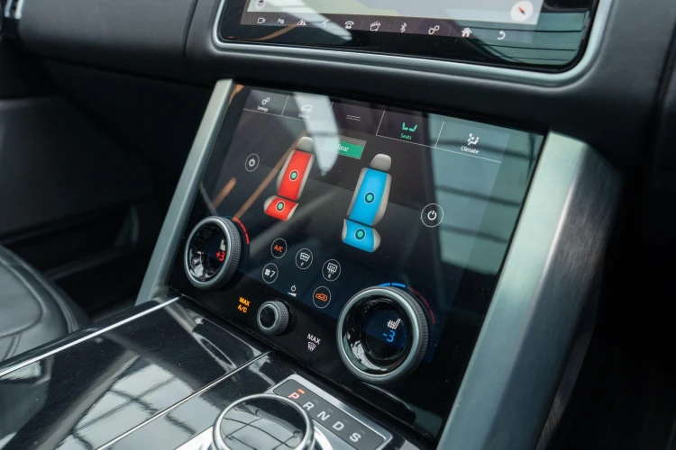 Vehicle Image 14