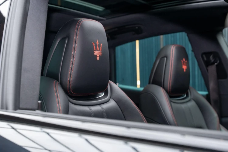 Vehicle Image 36