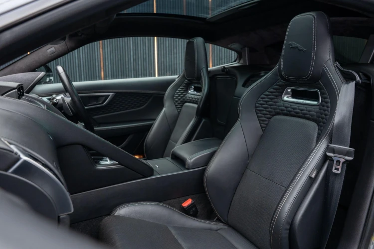 Vehicle Image 40