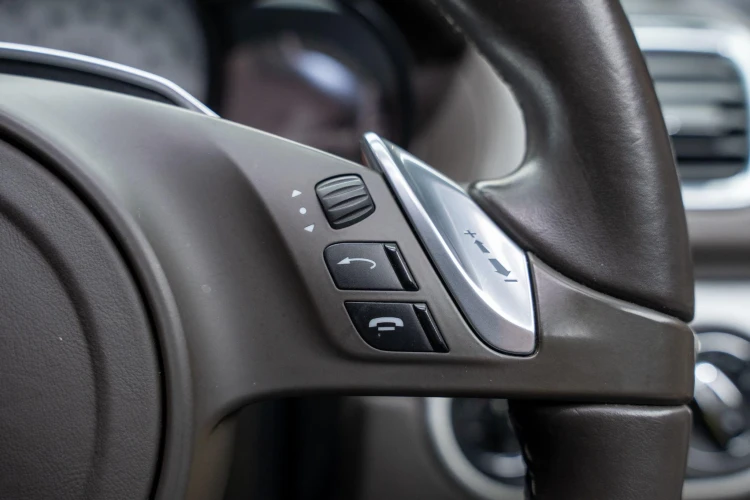 Vehicle Image 36