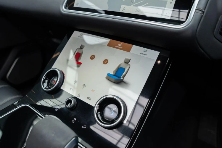 Vehicle Image 10