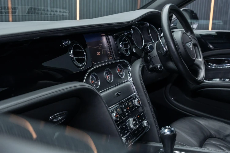 Vehicle Image 31