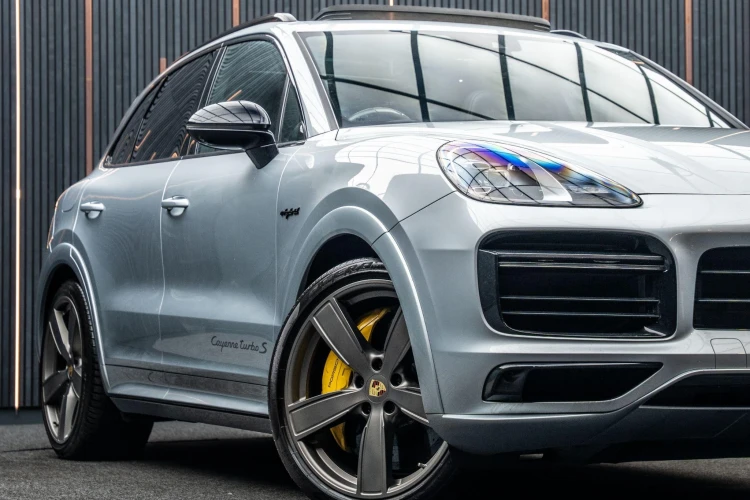 Vehicle Image 7