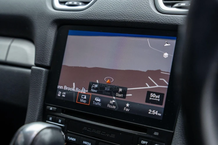 Vehicle Image 6