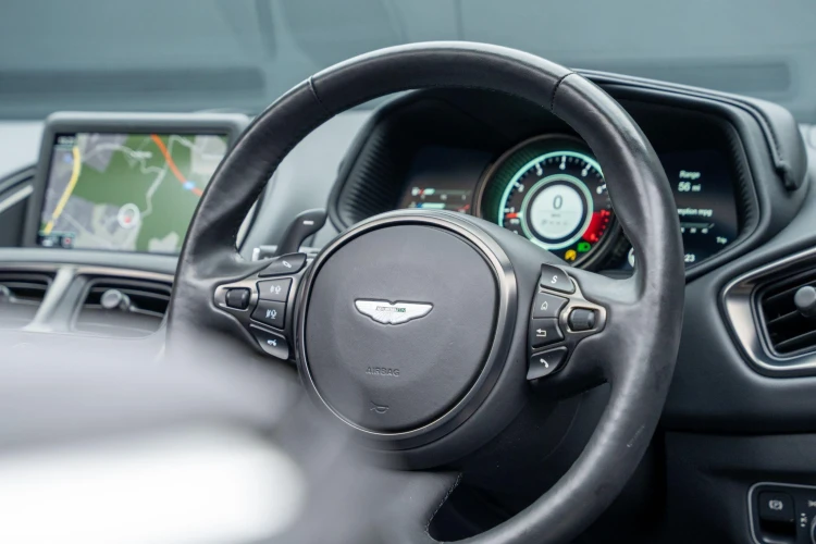 Vehicle Image 35