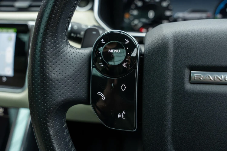 Vehicle Image 26