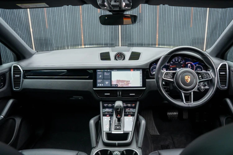 Vehicle Image 38