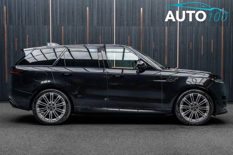 Vehicle Image 9