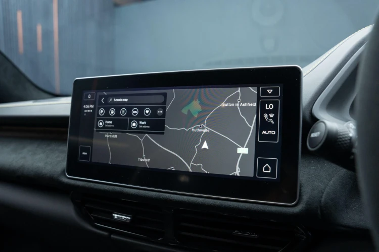 Vehicle Image 12
