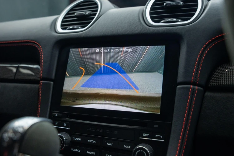 Vehicle Image 12