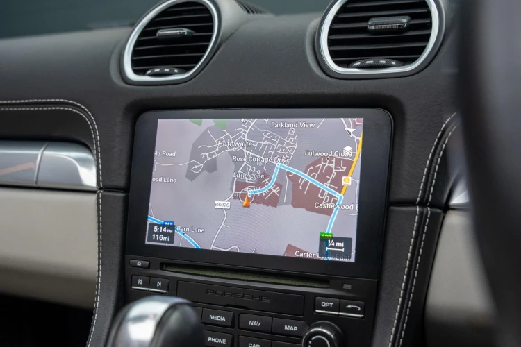 Vehicle Image 8