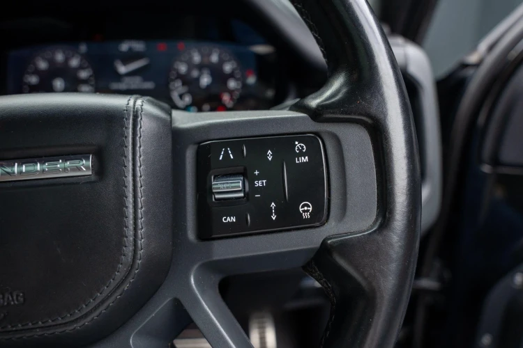 Vehicle Image 24