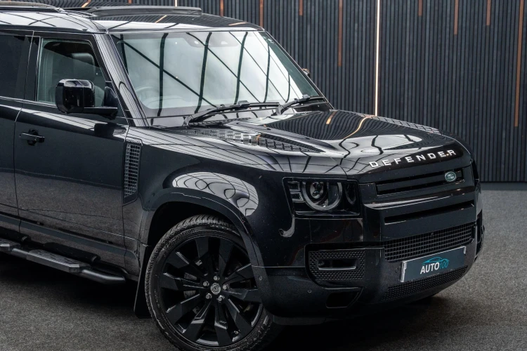 Vehicle Image 9