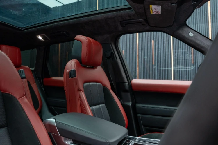 Vehicle Image 36