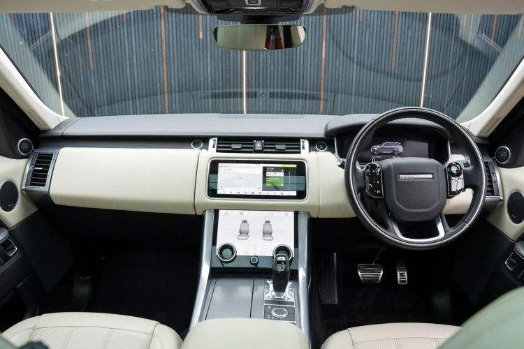 Vehicle Image 31