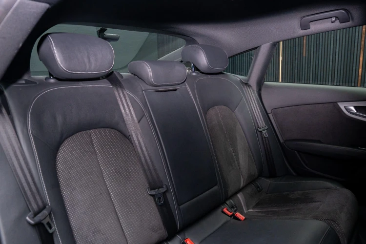 Vehicle Image 41