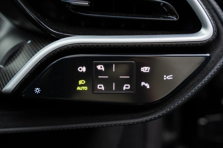 Vehicle Image 50