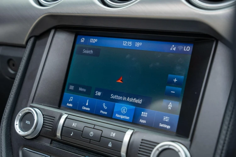 Vehicle Image 12