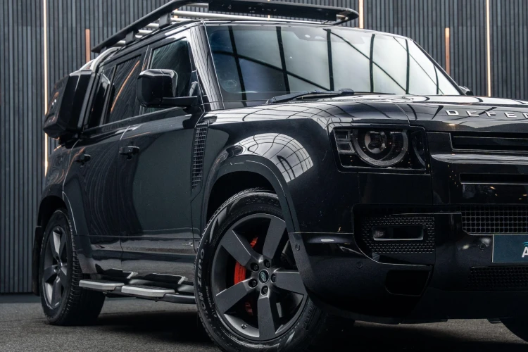 Vehicle Image 5