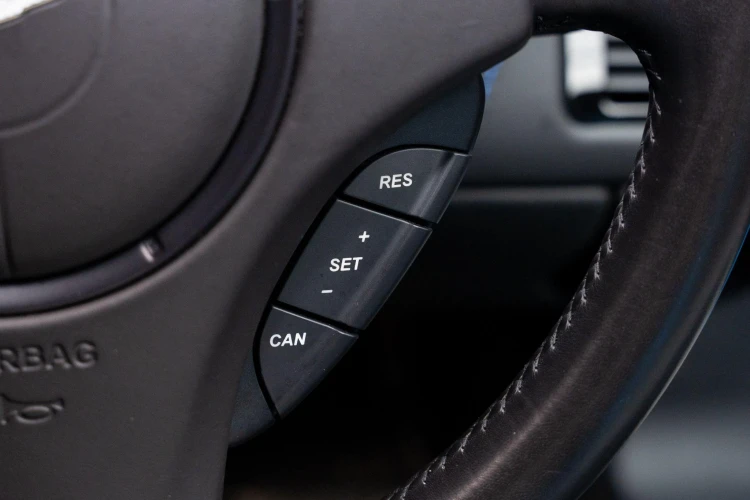 Vehicle Image 36