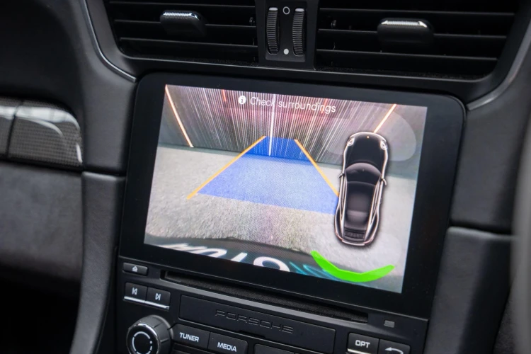 Vehicle Image 8