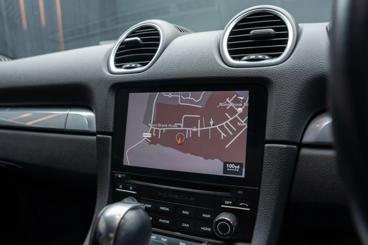 Vehicle Image 8
