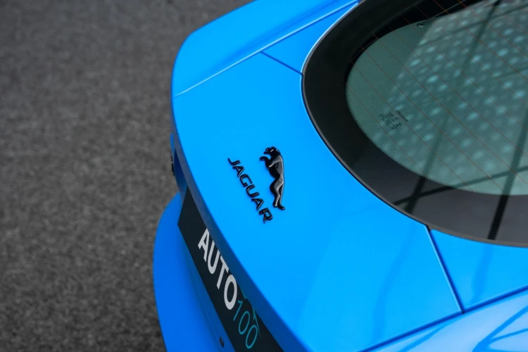 Vehicle Image 23