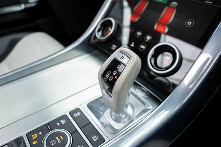 Vehicle Image 30