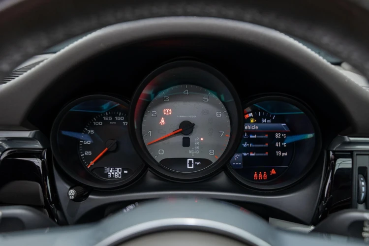 Vehicle Image 33
