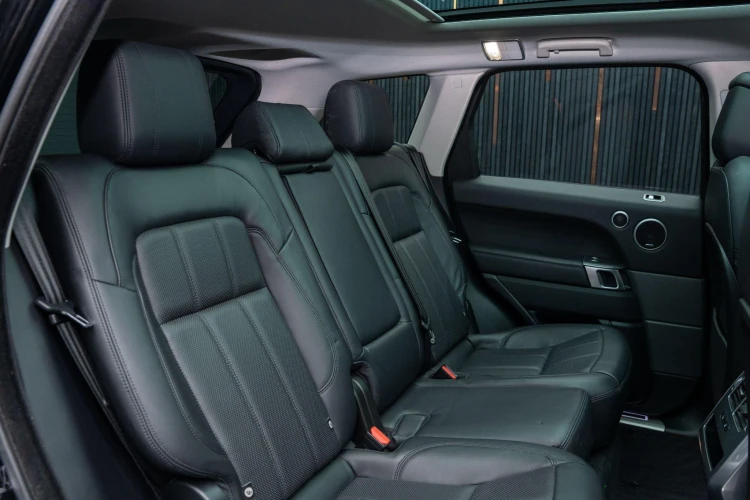 Vehicle Image 14