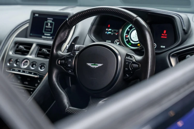 Vehicle Image 31