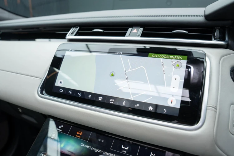 Vehicle Image 10