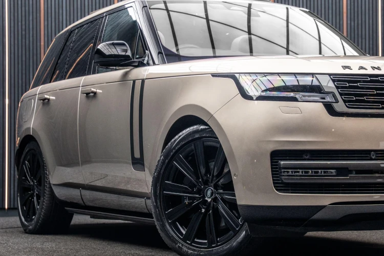 Vehicle Image 5