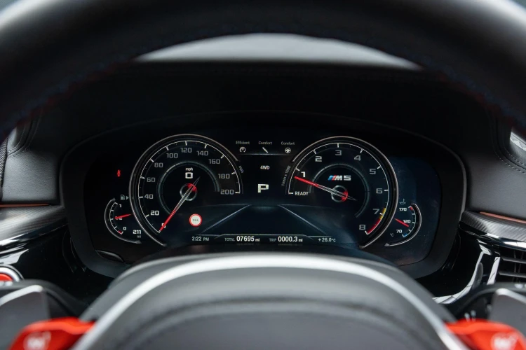 Vehicle Image 35
