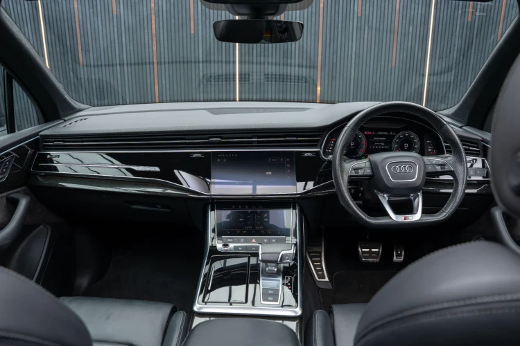 Vehicle Image 45
