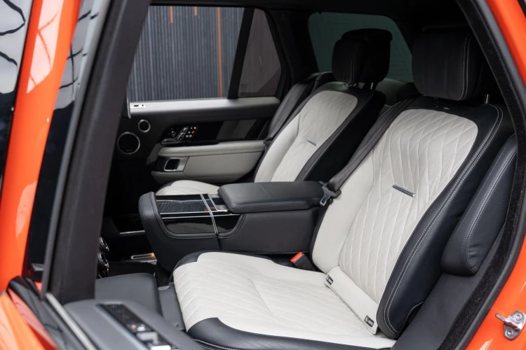Vehicle Image 36