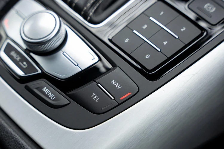 Vehicle Image 20