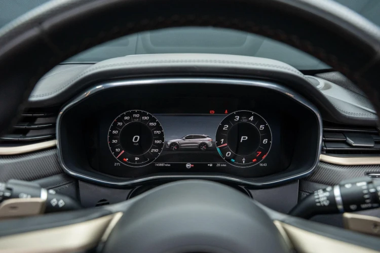 Vehicle Image 35