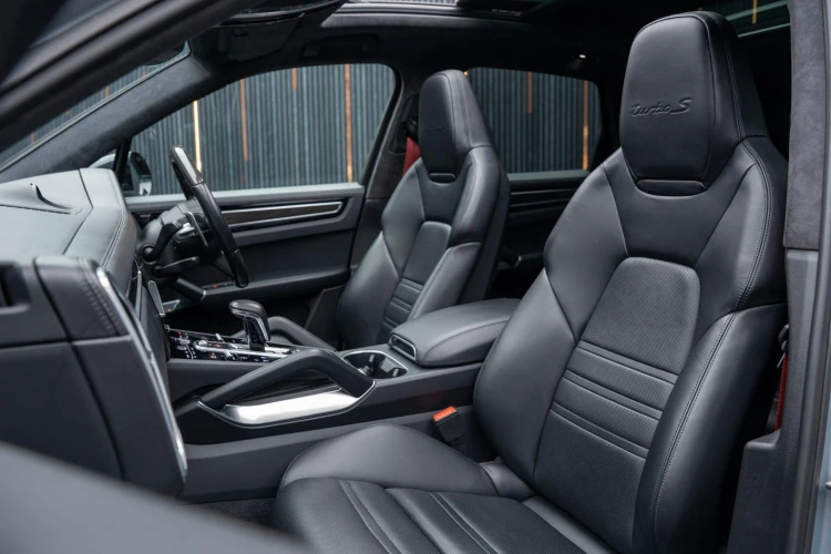 Vehicle Image 50