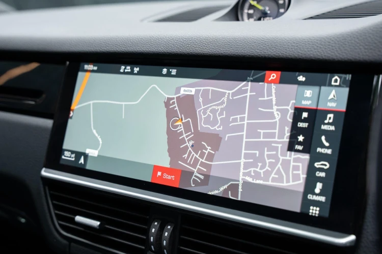 Vehicle Image 10
