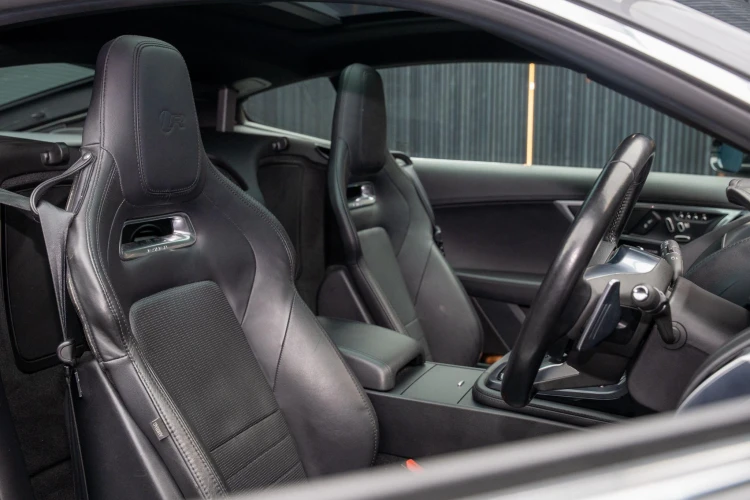Vehicle Image 38