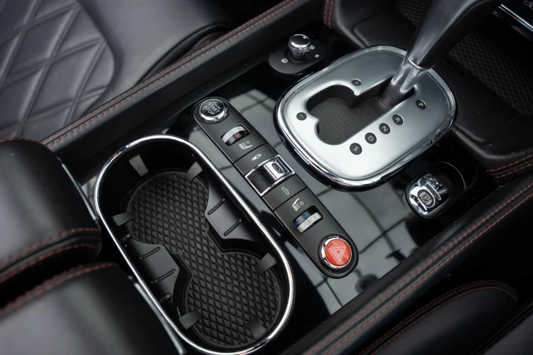 Vehicle Image 30