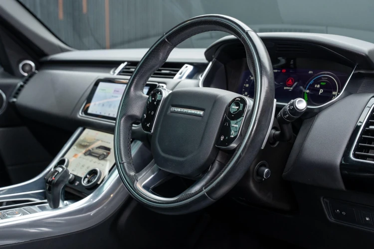 Vehicle Image 30