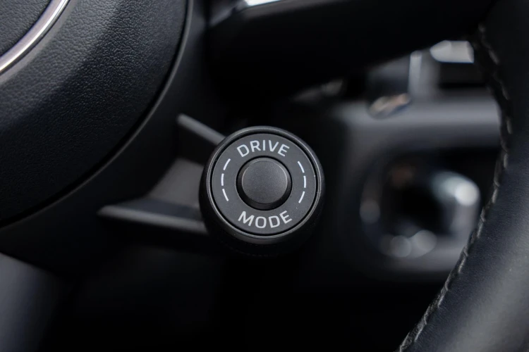 Vehicle Image 24