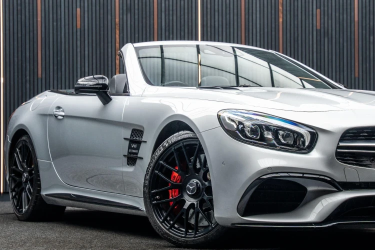 Vehicle Image 10