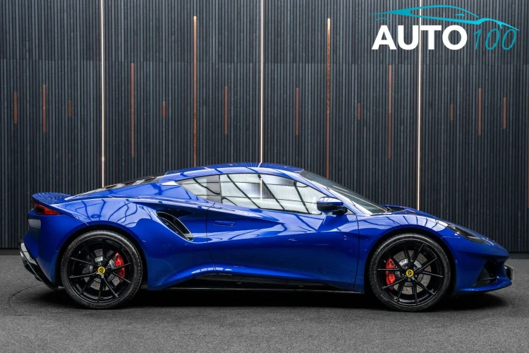 Vehicle Image 9