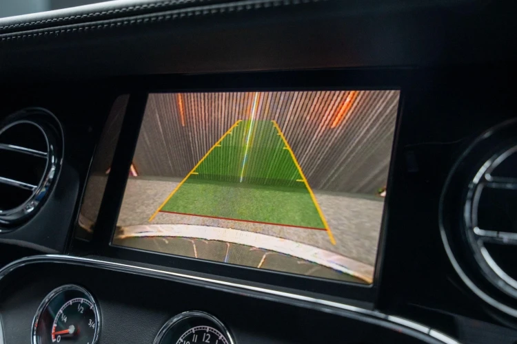 Vehicle Image 8